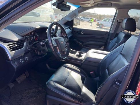 Used 2018 Chevrolet Suburban LT image 10