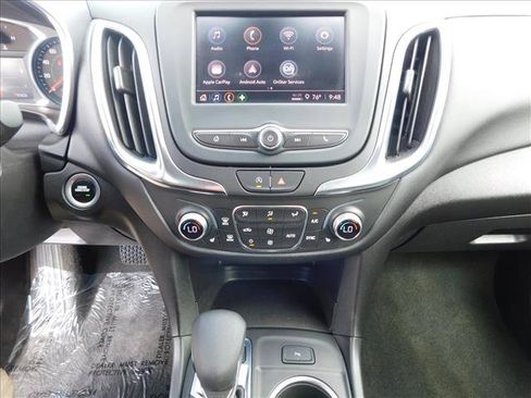 Used 2024 Chevrolet Equinox LT AWD/4WD image 21