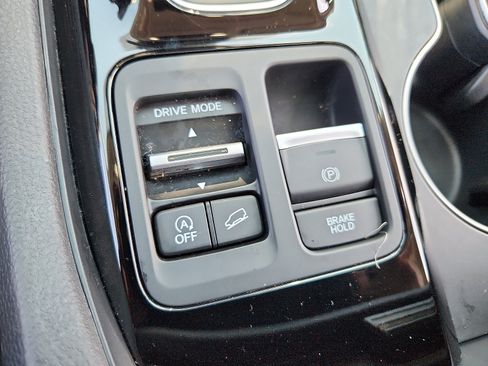Used 2023 Honda Pilot Elite image 24