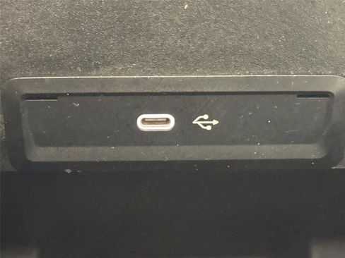 Used 2024 Mercedes-Benz GLE 450 4MATIC image 41