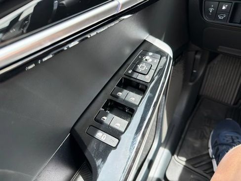 Certified 2023 Kia EV6 GT-Line AWD/4WD image 16