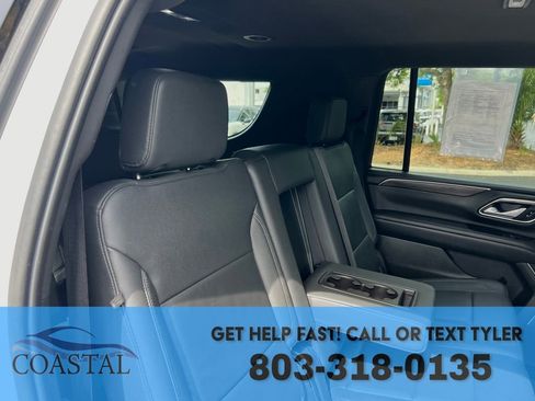 Used 2022 Chevrolet Suburban LT AWD/4WD image 25