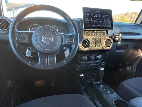 Used 2017 Jeep Wrangler Unlimited Sport w/ Quick Order Package 24S image 9