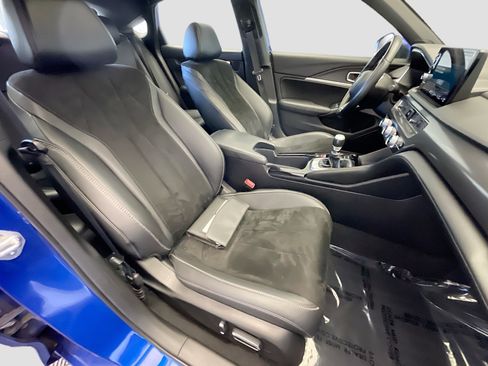 Used 2023 Acura Integra A-Spec image 18