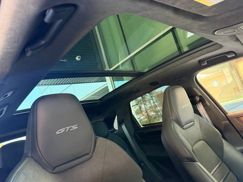 Certified 2025 Porsche Cayenne GTS AWD/4WD image 17