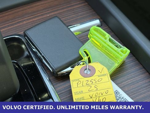 Certified 2025 Volvo V60 B5 Cross Country Plus image 38