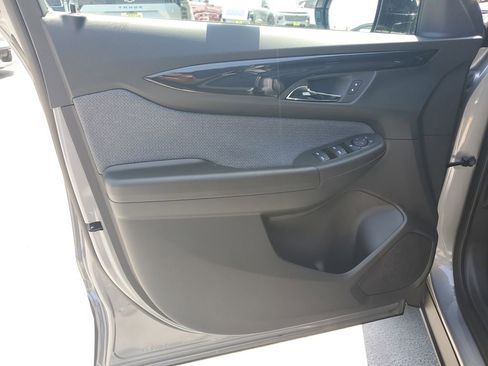 New 2026 Chevrolet TrailBlazer LT w/ Midnight Edition FWD image 19