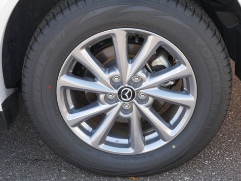 Certified 2025 MAZDA CX-5 AWD 2.5 S w/ Select Package image 5