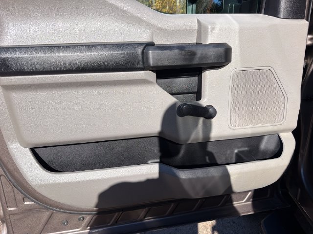 Used 2019 Ford F250 XL w/ STX Appearance Package AWD/4WD image 11