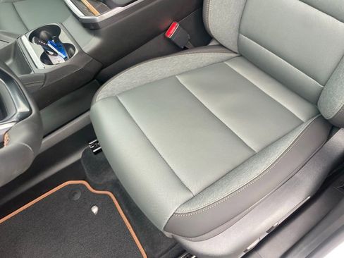 New 2026 GMC Terrain AT4 AWD/4WD image 21