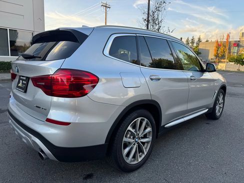 Used 2019 BMW X3 xDrive30i w/ Driving Assistance Package image 11