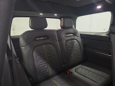 Used 2024 Rivian R1S Adventure AWD/4WD image 25