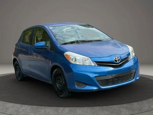 Used 2013 Toyota Yaris LE image 3