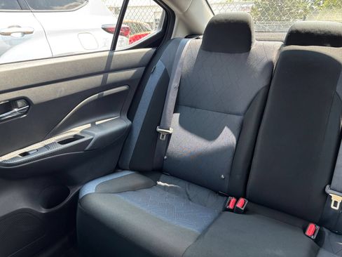 Used 2025 Nissan Versa SV FWD image 36