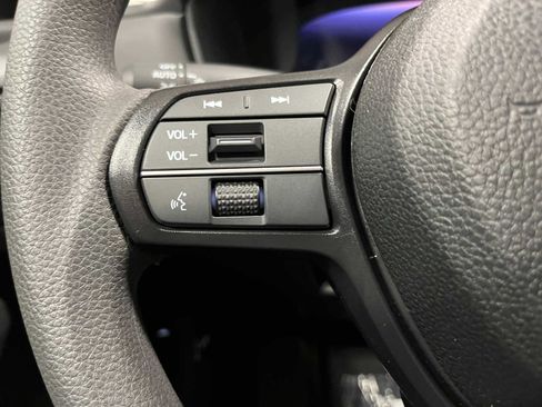 Used 2025 Honda Accord SE image 17