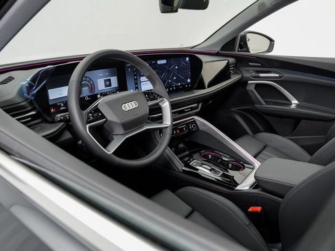 New 2026 Audi Q5 Premium Plus AWD/4WD image 4