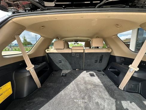 Used 2013 Toyota 4Runner SR5 AWD/4WD image 10