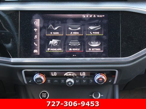 Used 2022 Audi Q3 2.0T Premium Plus w/ Premium Plus Package image 3