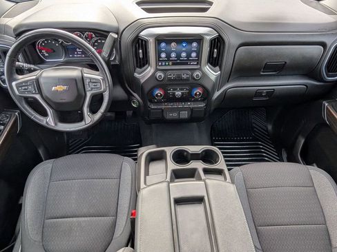 Used 2022 Chevrolet Silverado 1500 LT image 40