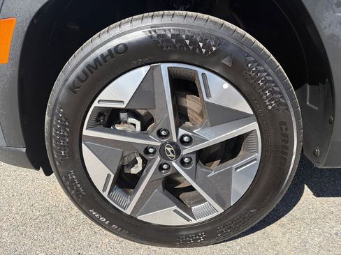 Used 2025 Hyundai Tucson SEL image 32