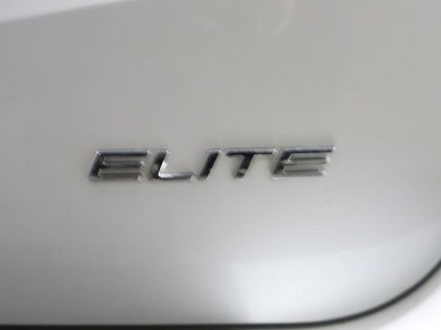 Used 2022 Honda Odyssey Elite image 11