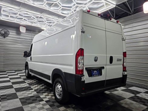 Used 2023 RAM ProMaster 2500 FWD image 7