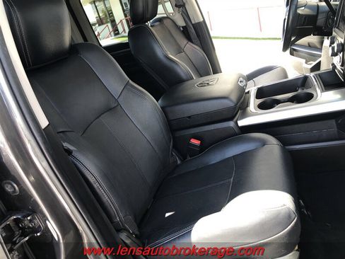 Used 2018 RAM 2500 Laramie w/ Sport Appearance Group AWD/4WD image 24