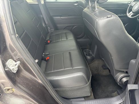 Used 2017 Jeep Patriot High Altitude image 13