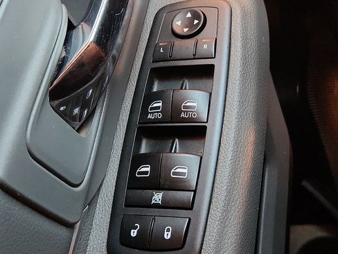 Used 2020 RAM 1500 Warlock w/ Electronics Group RWD image 17