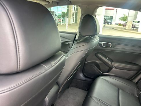 Used 2025 Acura Integra FWD image 18