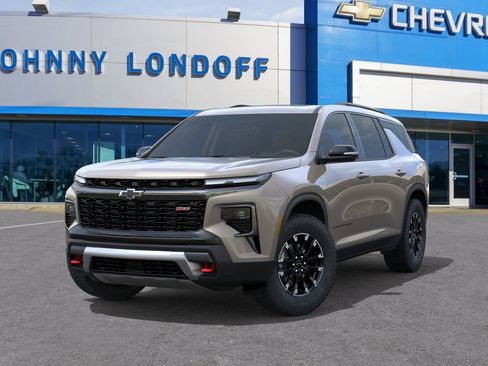 New 2026 Chevrolet Traverse Z71 w/ Driver Confidence Package AWD/4WD image 6