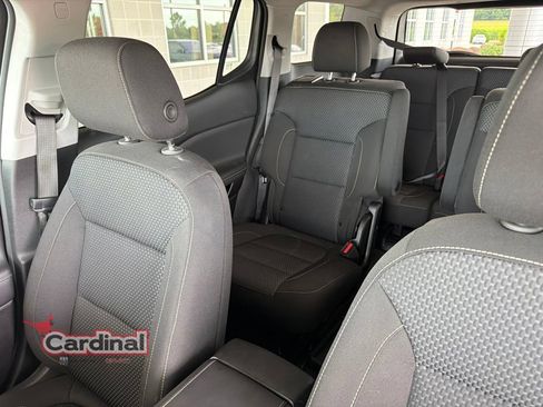 Used 2023 GMC Acadia SLE w/ Driver Convenience Package FWD image 27