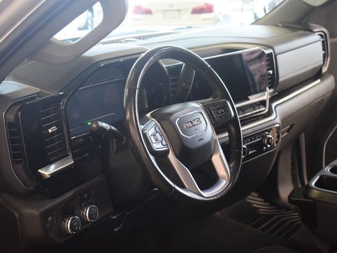 Used 2022 GMC Sierra 1500 Elevation RWD image 25