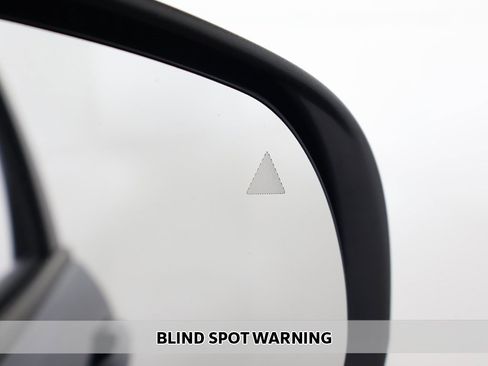 Used 2019 Jeep Cherokee Trailhawk w/ Cold Weather Group image 3