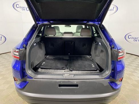 Used 2022 Volkswagen ID.4 Pro S image 6