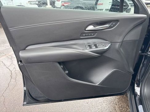 Certified 2025 Cadillac XT4 Premium Luxury w/ Cold Weather Package image 7