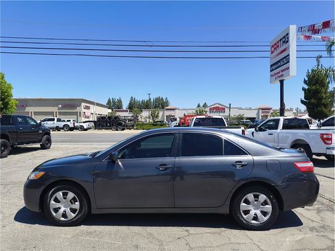 Used 2008 Toyota Camry LE FWD image 16