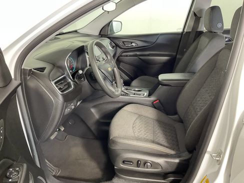 Used 2023 Chevrolet Equinox LT AWD/4WD image 17
