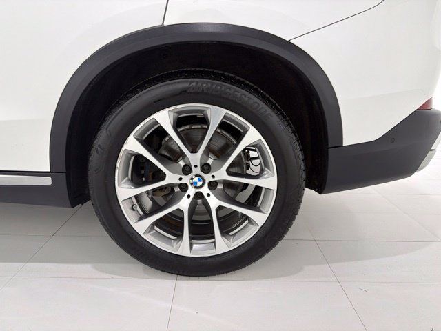 Used 2019 BMW X5 xDrive40i w/ Premium Package 2 AWD/4WD image 45