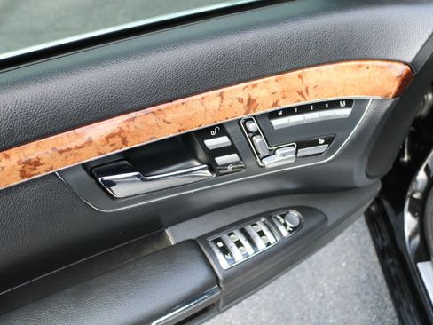 Used 2008 Mercedes-Benz S 550 S 550 4MATIC AWD 4dr Sedan image 70