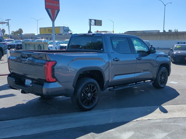 Used 2024 Toyota Tundra Limited AWD/4WD image 8