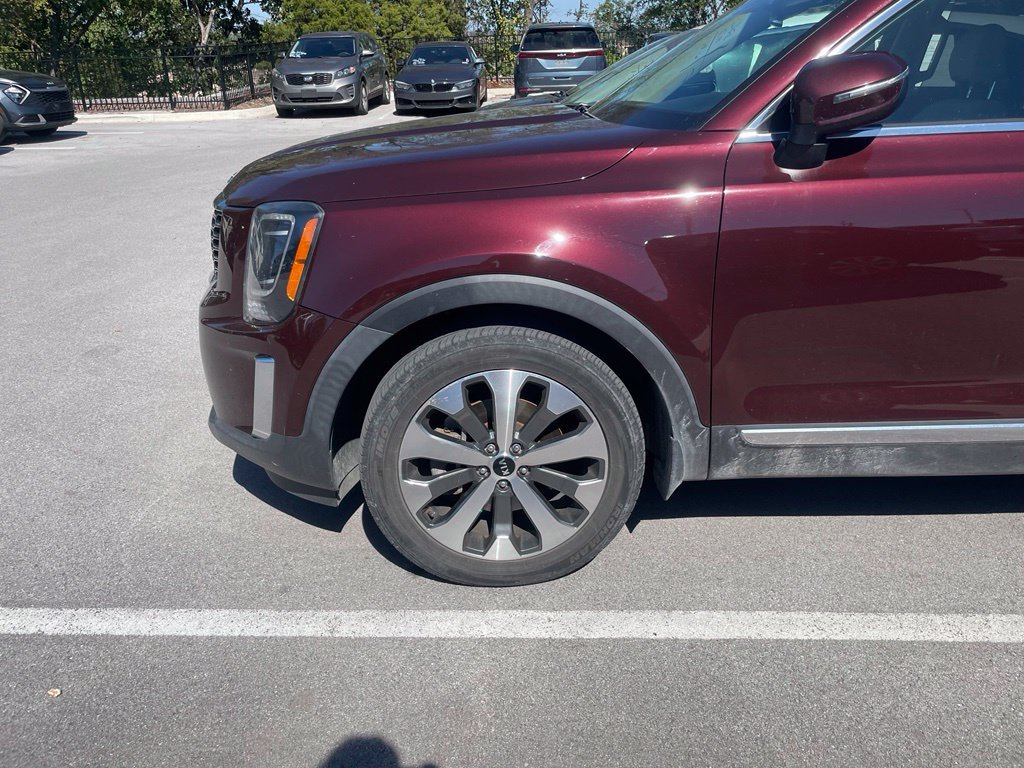 Used 2020 Kia Telluride EX w/ EX Premium Package FWD image 9