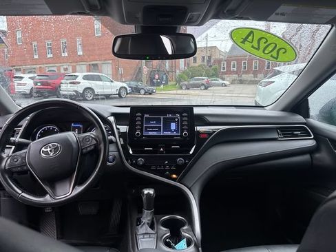 Used 2024 Toyota Camry SE w/ Convenience Package FWD image 12