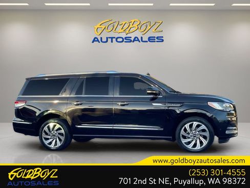 Used 2022 Lincoln Navigator L Reserve AWD/4WD image 3