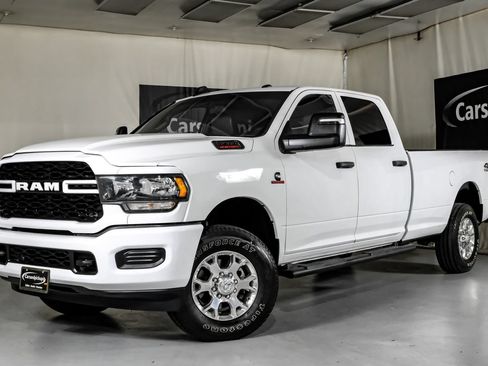 Used 2023 RAM 3500 Tradesman AWD/4WD image 4