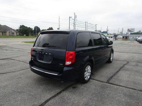 Used 2016 Dodge Grand Caravan SE w/ Quick Order Package 29E SE FWD image 8