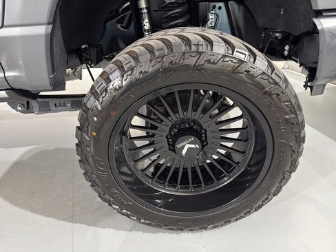 Used 2026 Ford F250 Platinum w/ Platinum Plus Package image 11