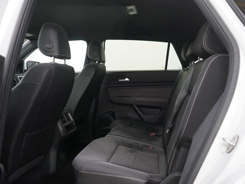 Used 2023 Volkswagen Atlas Cross Sport SE w/ Black Wheel Package AWD/4WD image 18