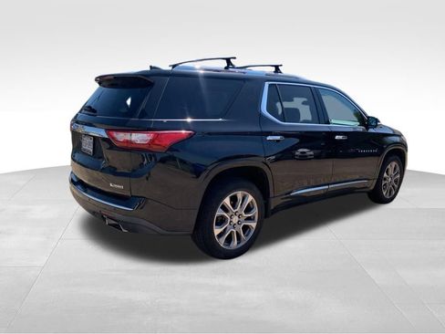 Used 2018 Chevrolet Traverse Premier w/ Driver Confidence II Package FWD image 14