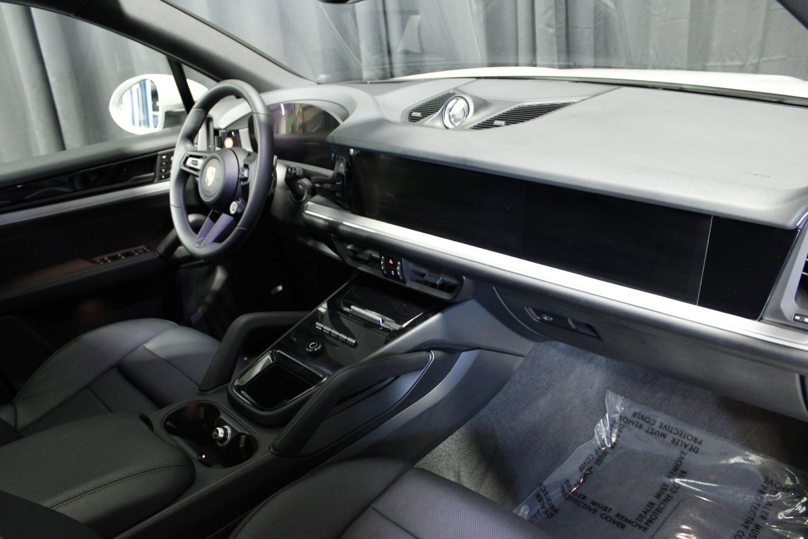 Certified 2026 Porsche Cayenne S AWD/4WD image 31